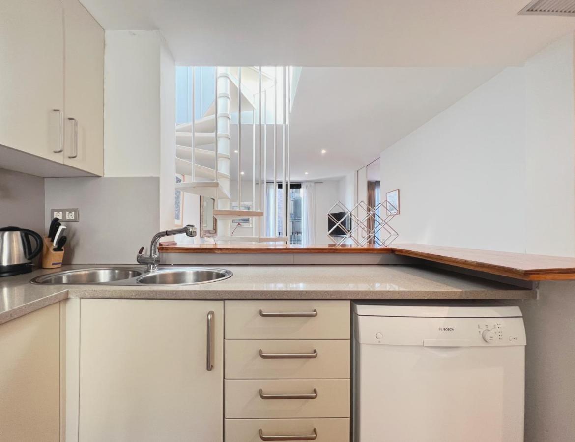 Stay U-Nique Apartments Urquinaona II Barcelona Kültér fotó